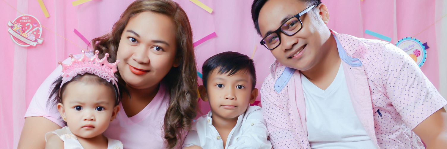 itzmemhen's profile banner image