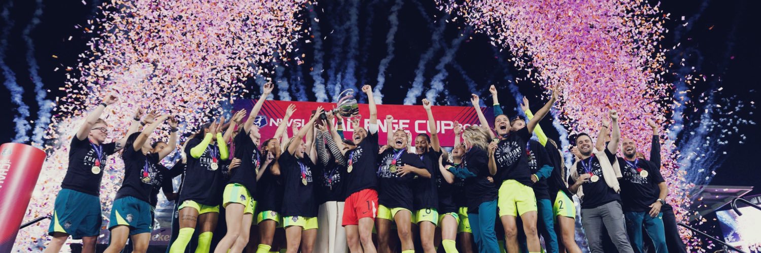 Key 👻🖤🏆 banner