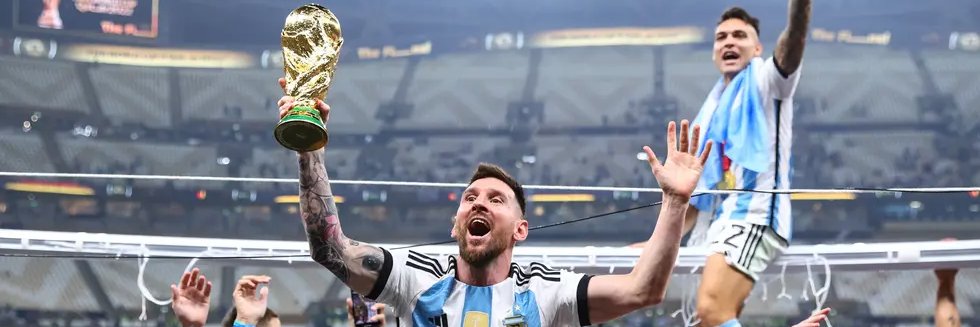 Francesca Bissette 🗽 banner