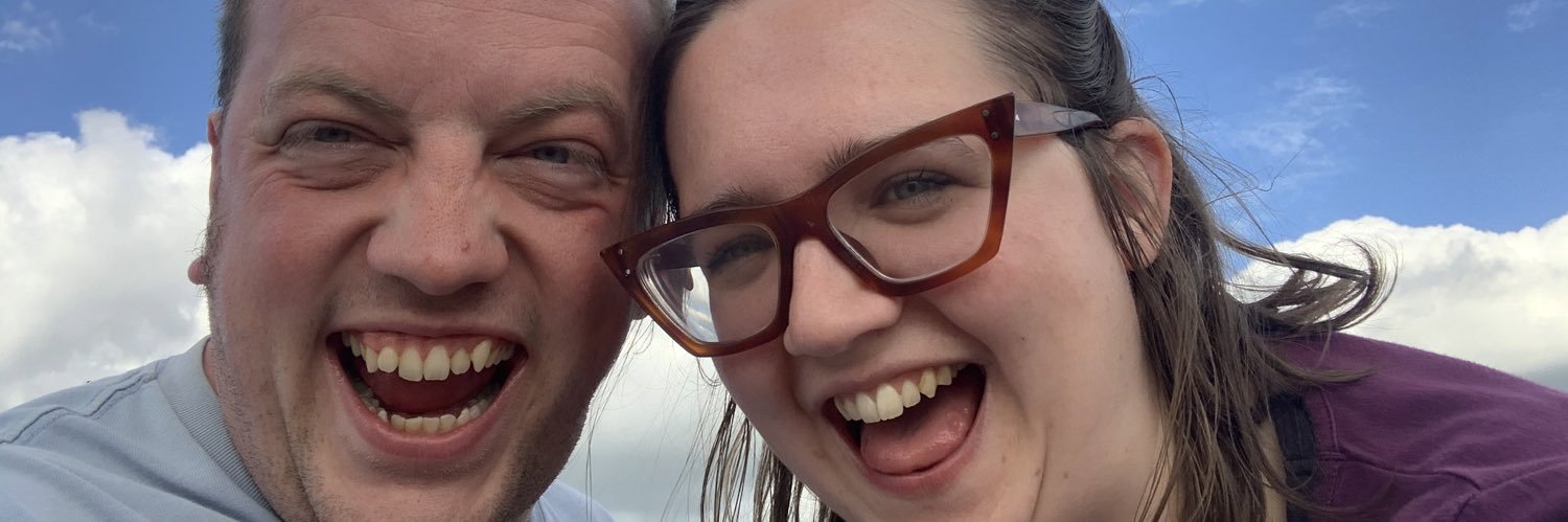 Chris Knowles banner