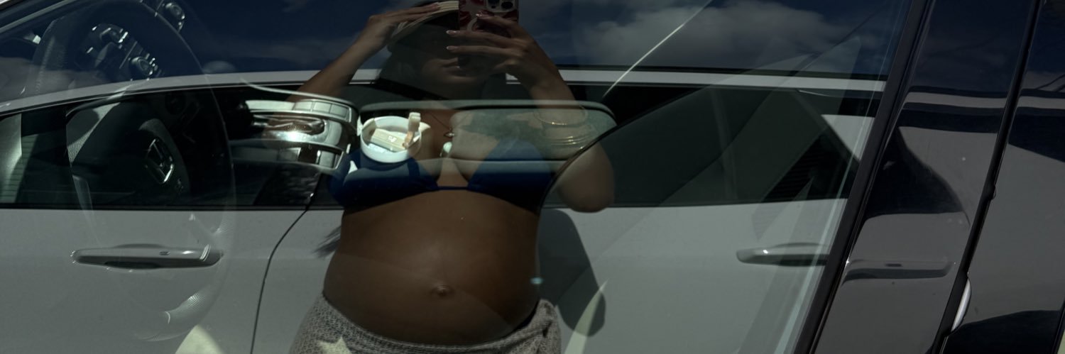 𝓛 banner