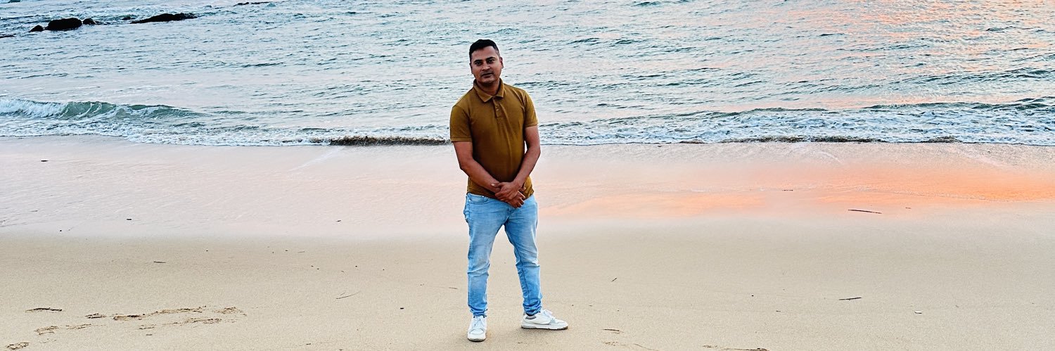 twored's profile banner image
