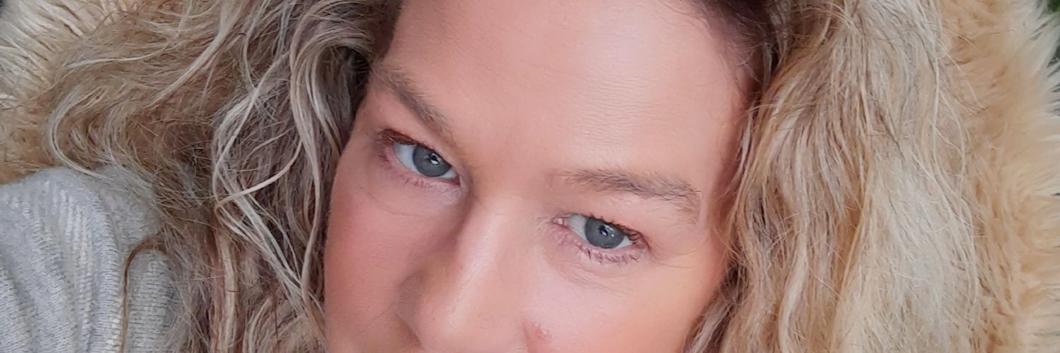 JudithSawasy's profile banner image