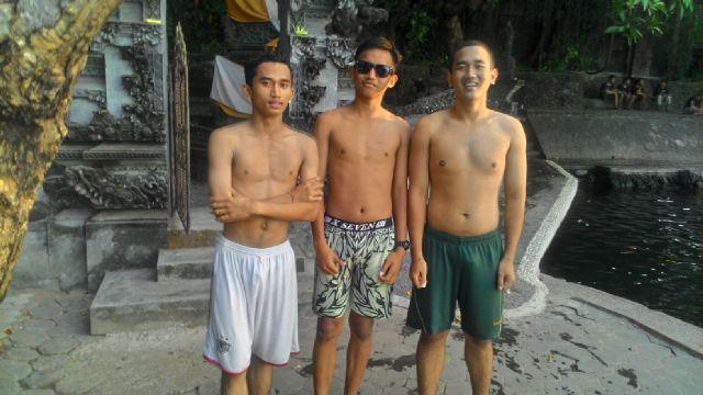 gede_dinata's profile banner image