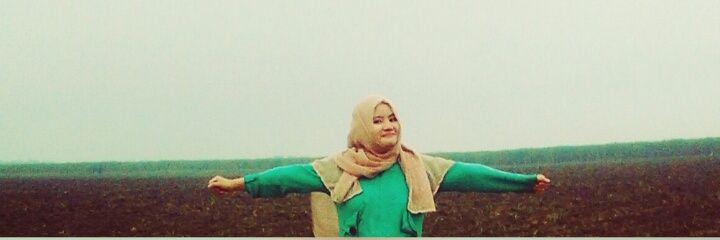 Humairaaputri's profile banner image