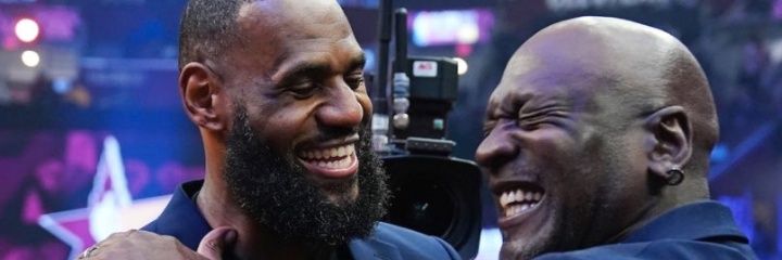 BDOG SPORTZ PAGE..ATL..(I TWEET IN ALL CAPS) banner