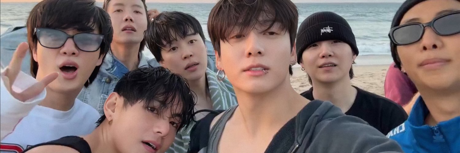 Blue 🦋 VE A BTS EN OCTUBRE banner