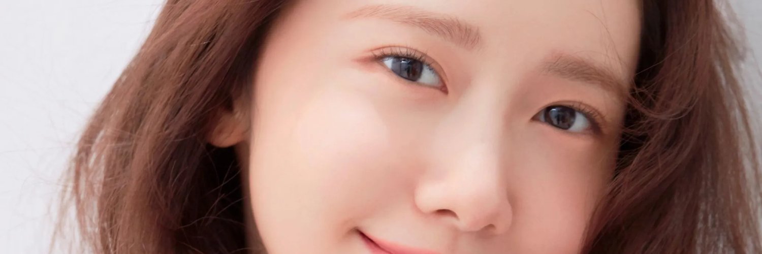 Yoona 🤸‍♀️ banner