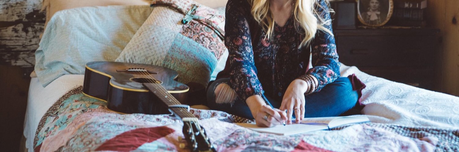 NicoleUnser's profile banner image