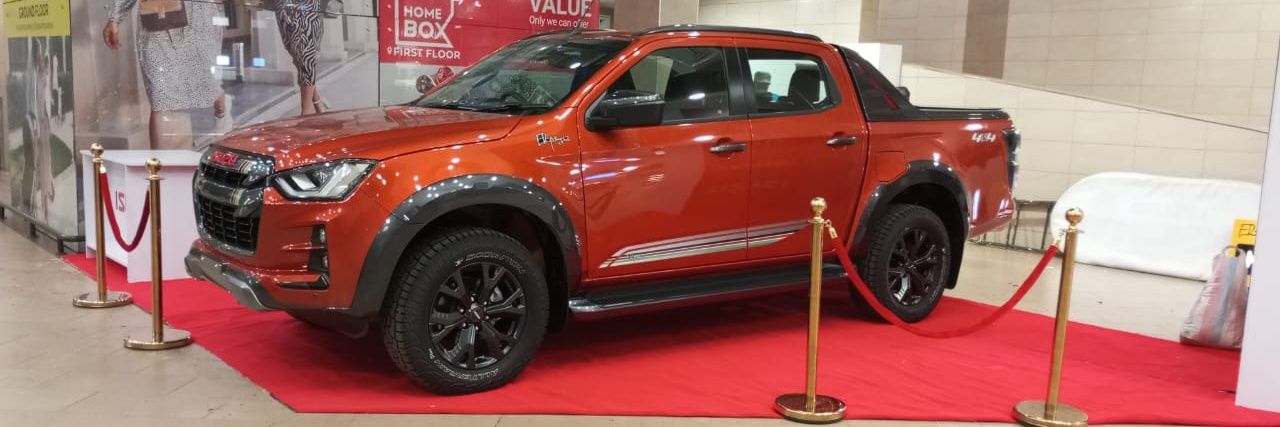 Ronnie Enrique🌐 ™ banner