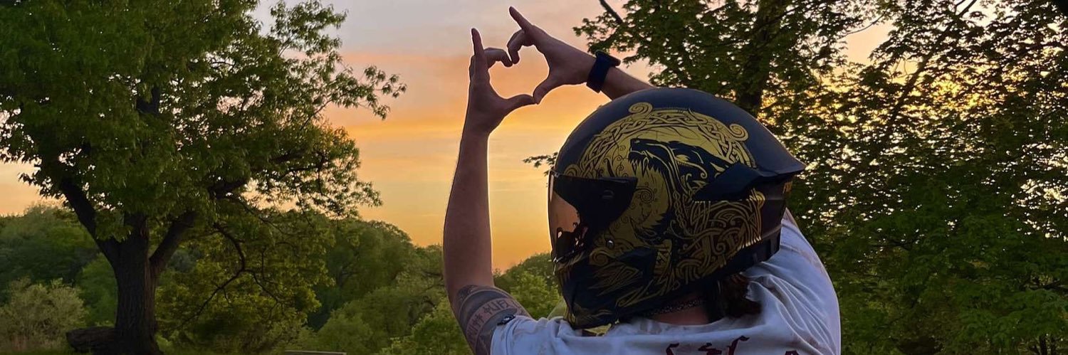 tylarlars's profile banner image