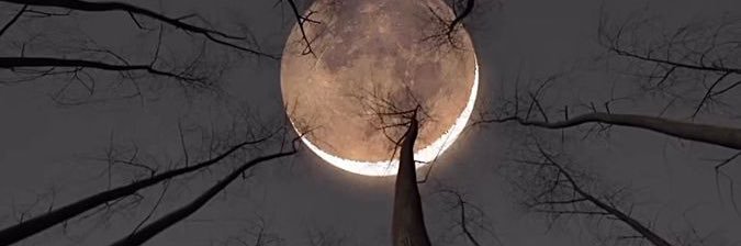 Milybro luna de Pluton banner