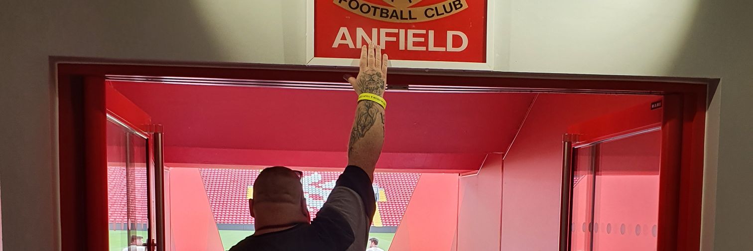 darrengerrard's profile banner image