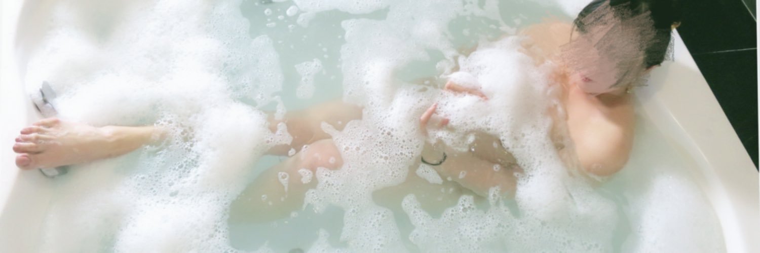 默默丁小雨（阿拉蕾） banner