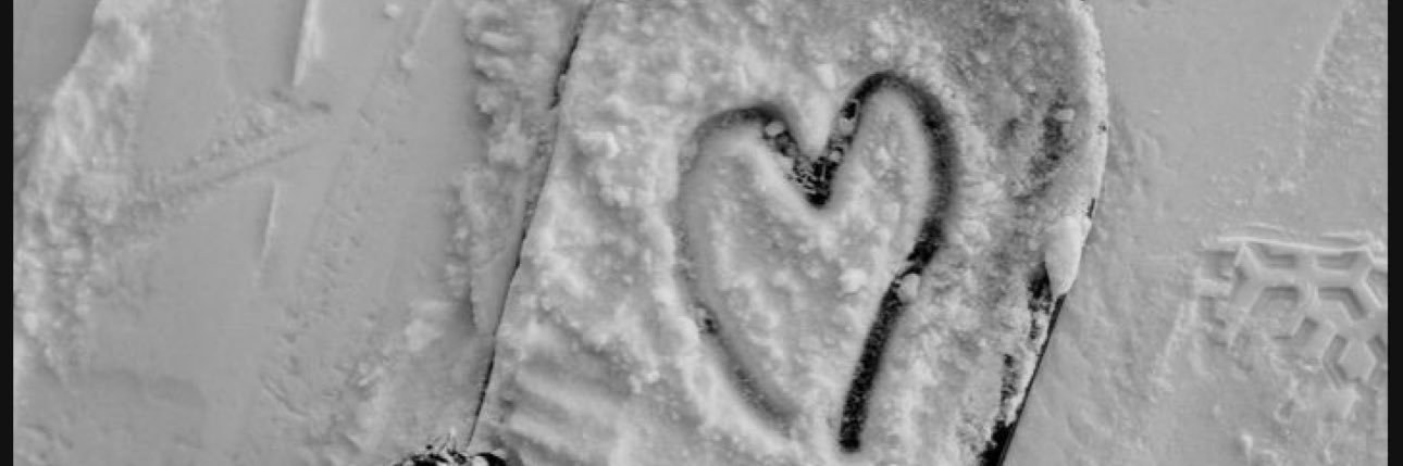 W banner
