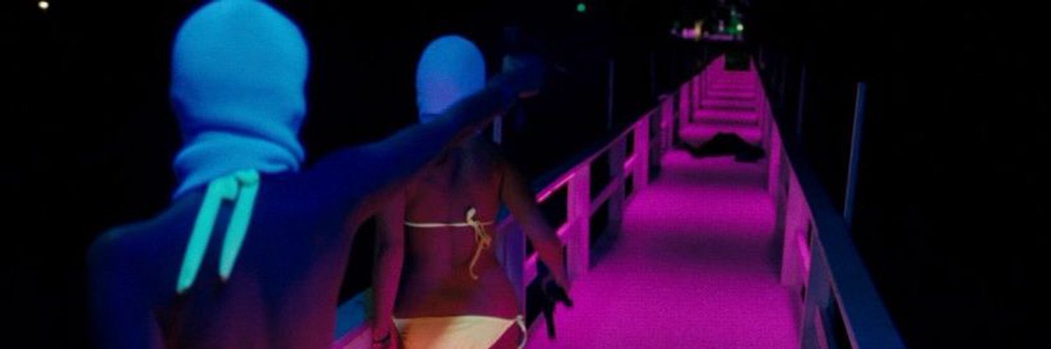 𝔪𝔦𝔲 banner