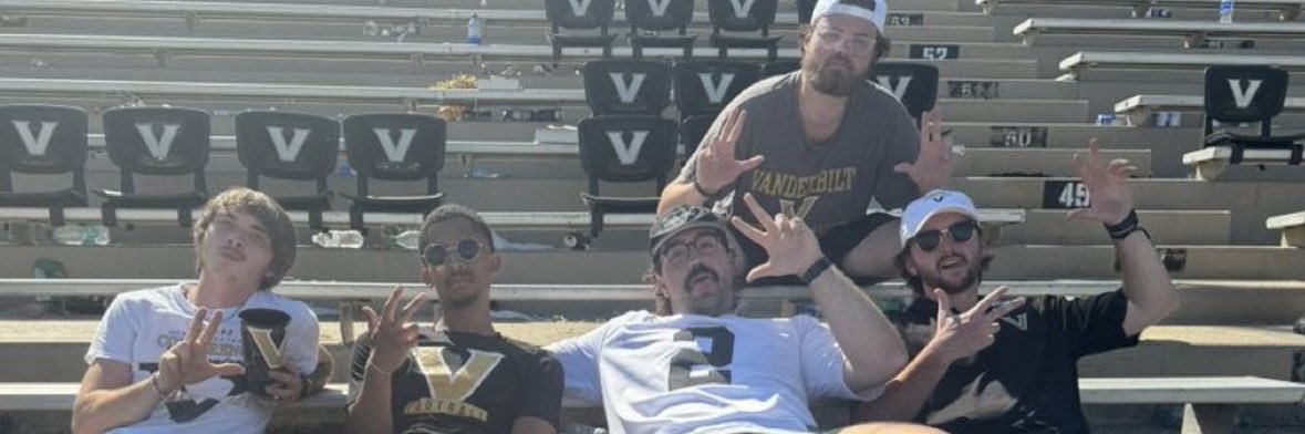 #1 VANDY CRASHOUT💯 Josh Pickney #24 (26-7) banner