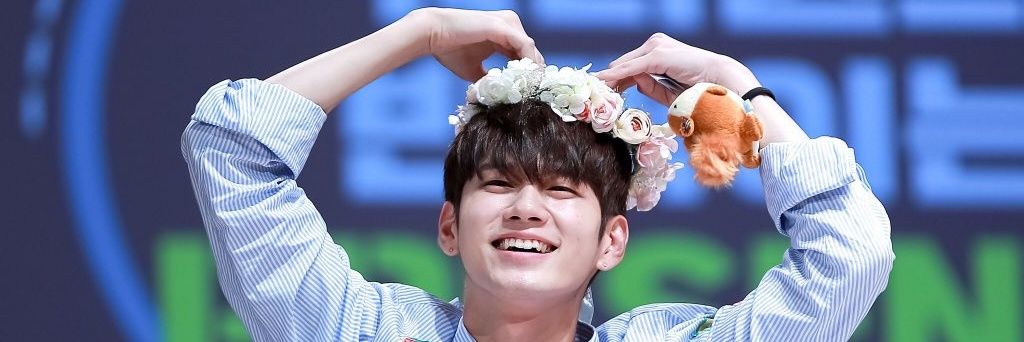 raraosw's profile banner image