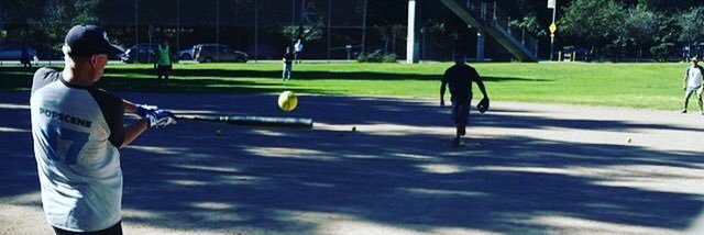 aaron axelsen 🪩's banner