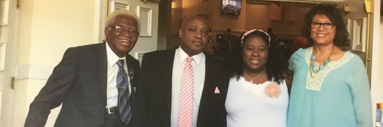 LHarriette's profile banner image
