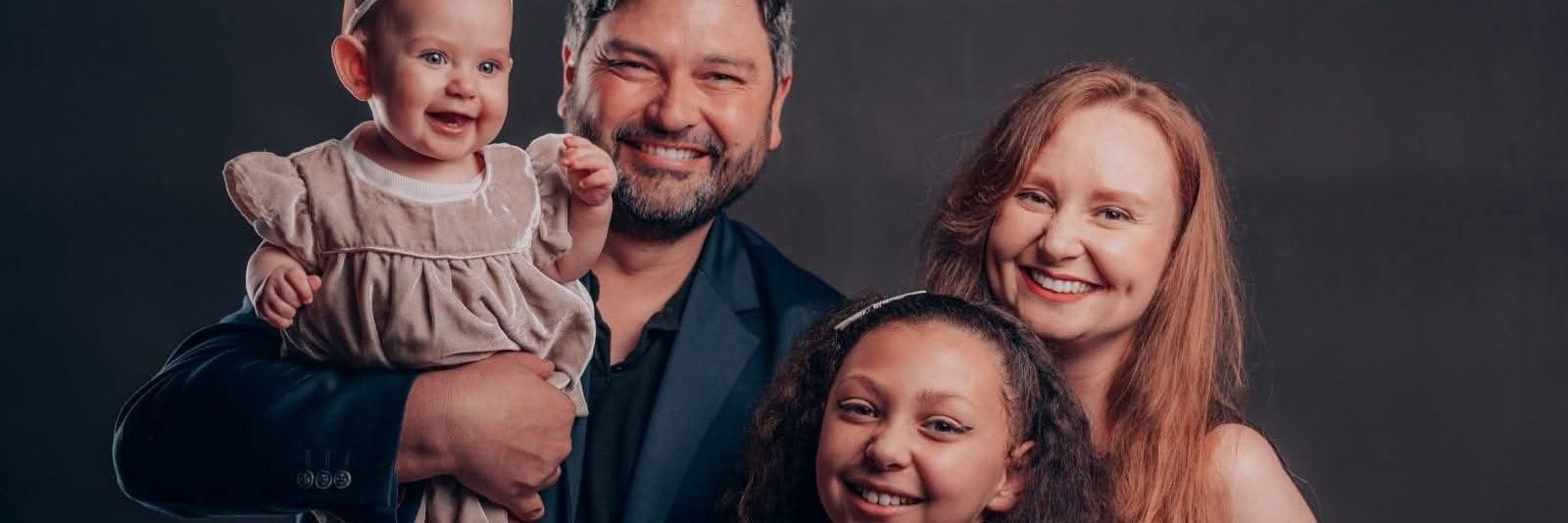 israelmf's profile banner image