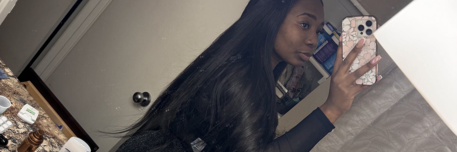 kimvj99's profile banner image