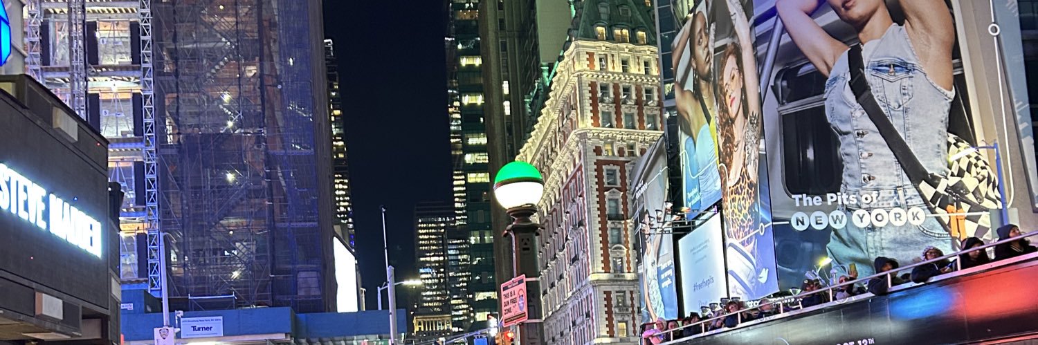 charlerrrrie's profile banner image