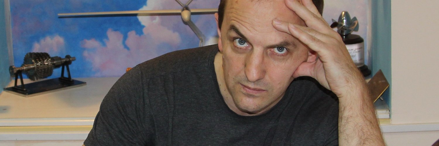 Leshinski2's profile banner image