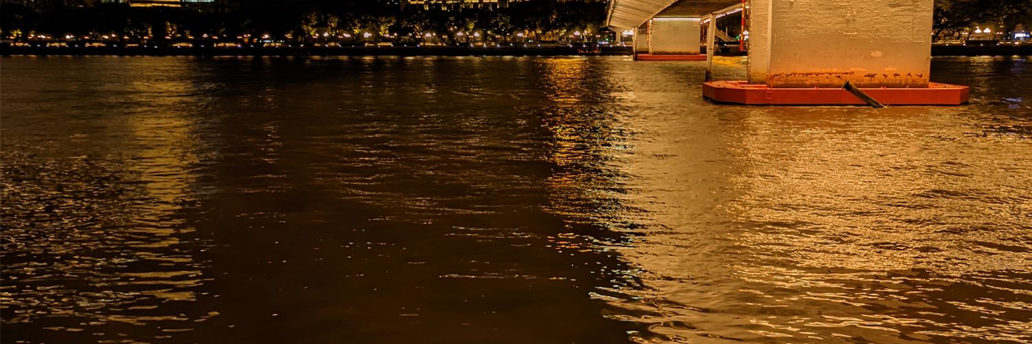 confessZzz's profile banner image