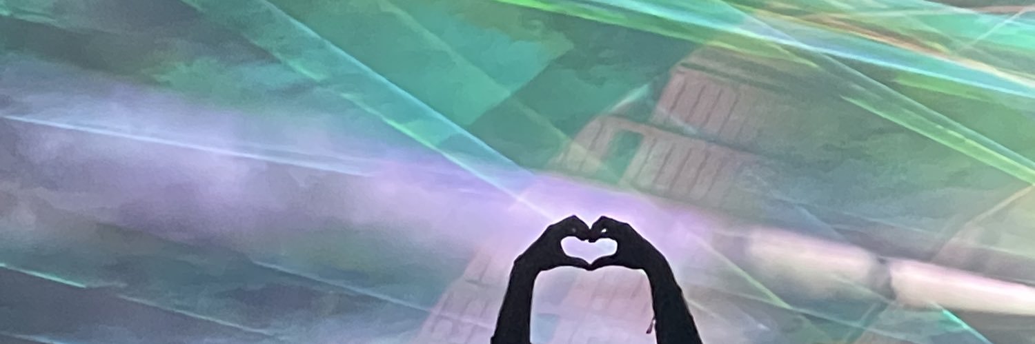 averyysweet's profile banner image