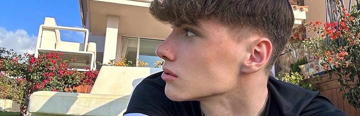 maxence_hotz's profile banner image