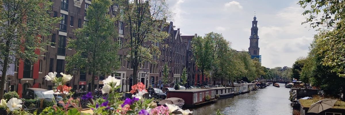 clauarza84's profile banner image