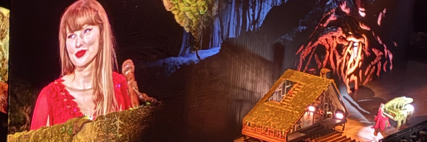 heyitslenaaaaa's profile banner image