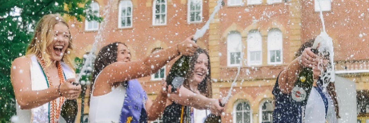 julia_cathhy's profile banner image