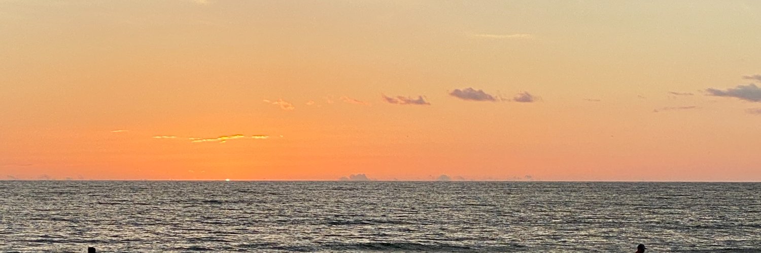 litreads1's profile banner image