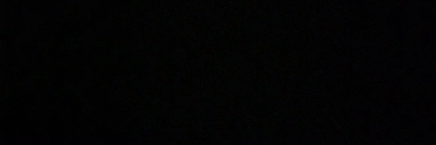 _carlyofficial's profile banner image