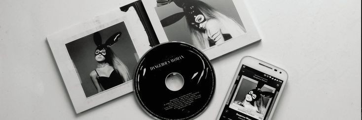 nove banner