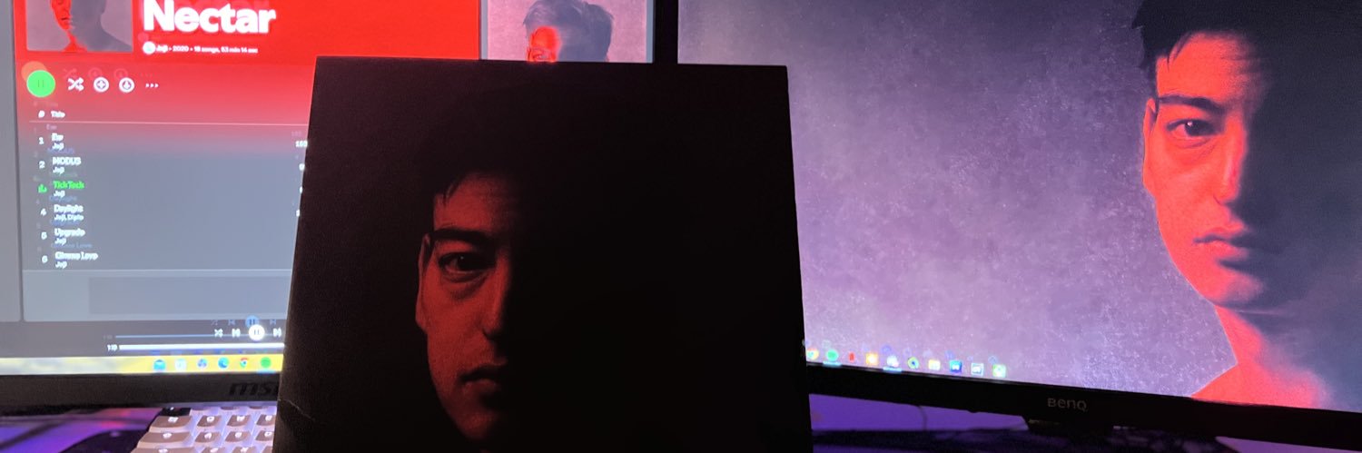 isvmii's profile banner image