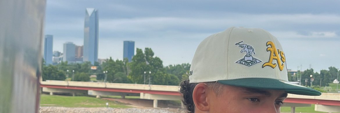 bzbryy's profile banner image