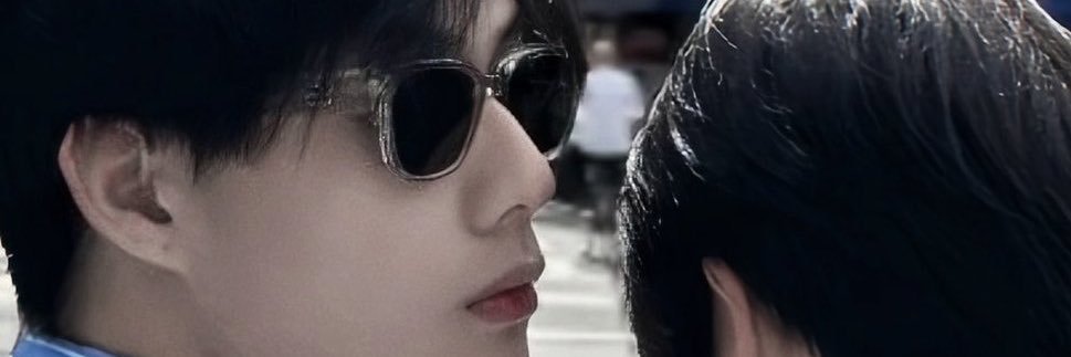thanawinyi's profile banner image