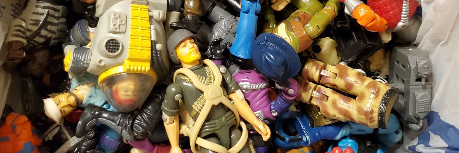 MonstersInMyBackpack banner