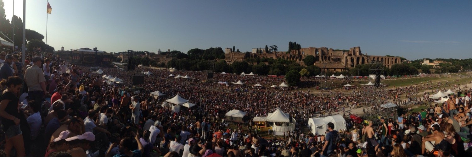 chris streams banner