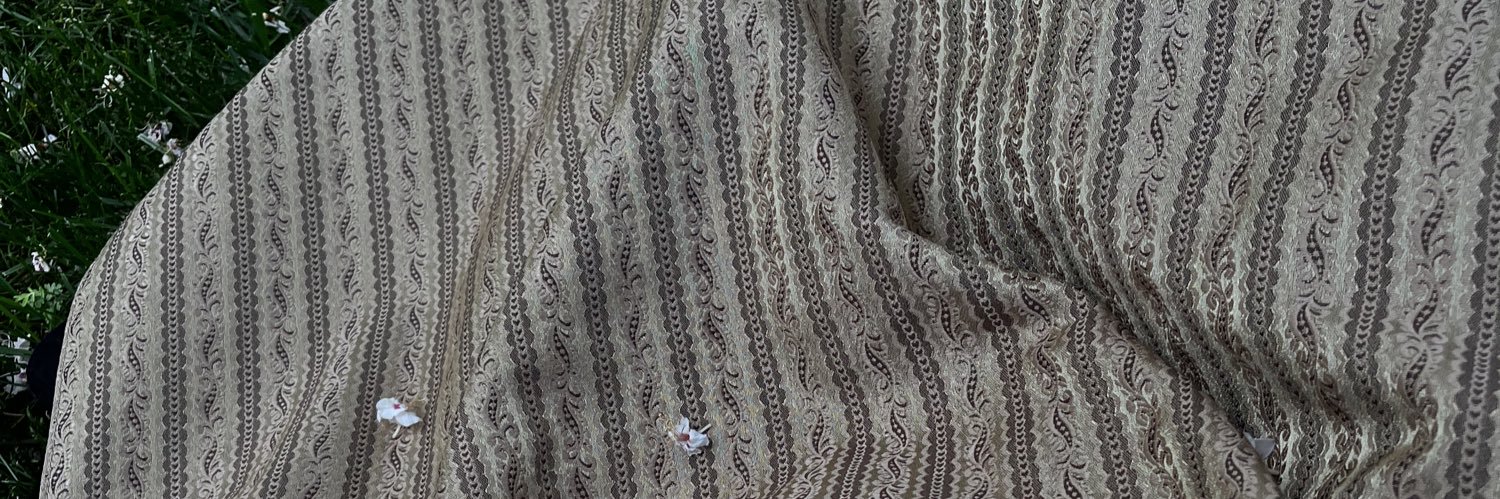 Кільця рожі's banner