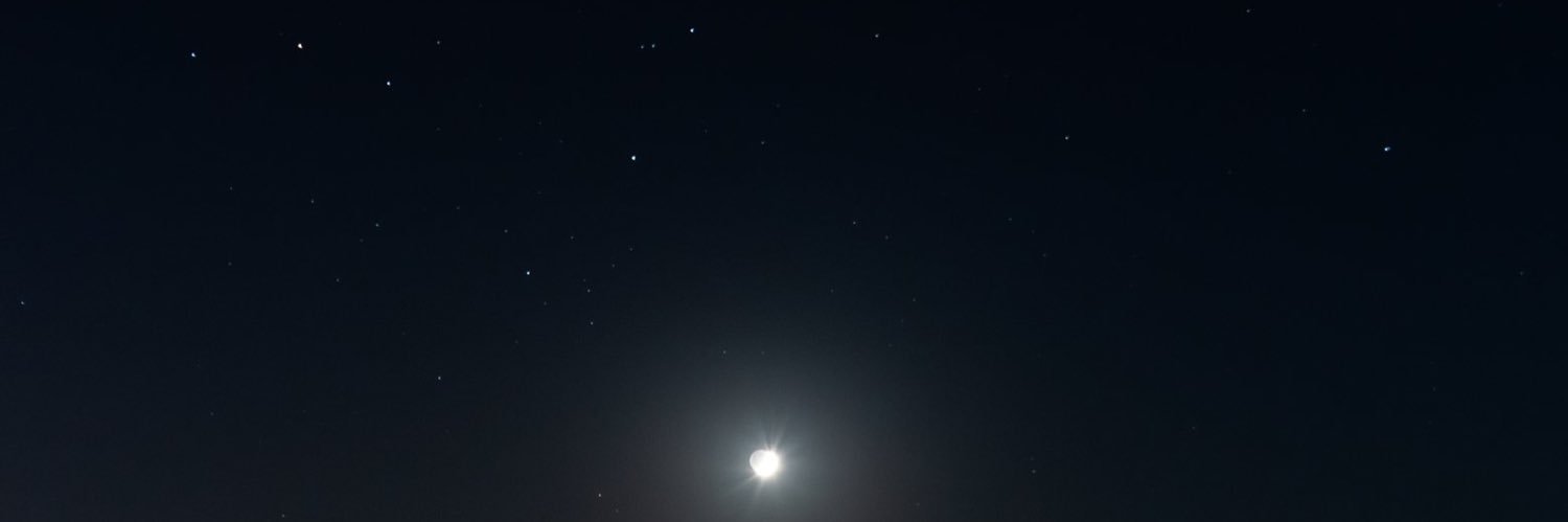 amnvha's profile banner image