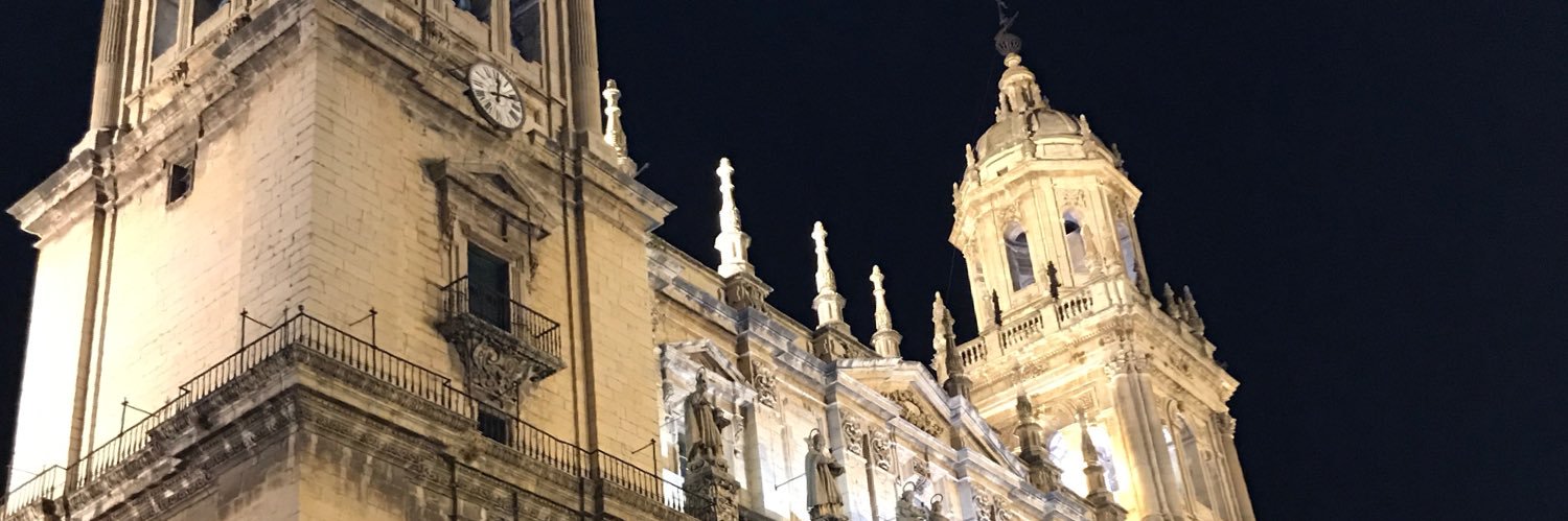 lourdes_bege's profile banner image