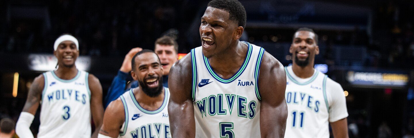 Hopeful Wolves Fan 🐺 (4-2) banner