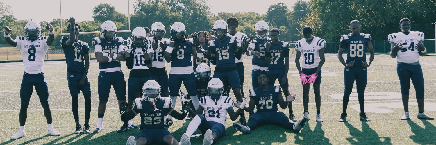 12issuezz's profile banner image