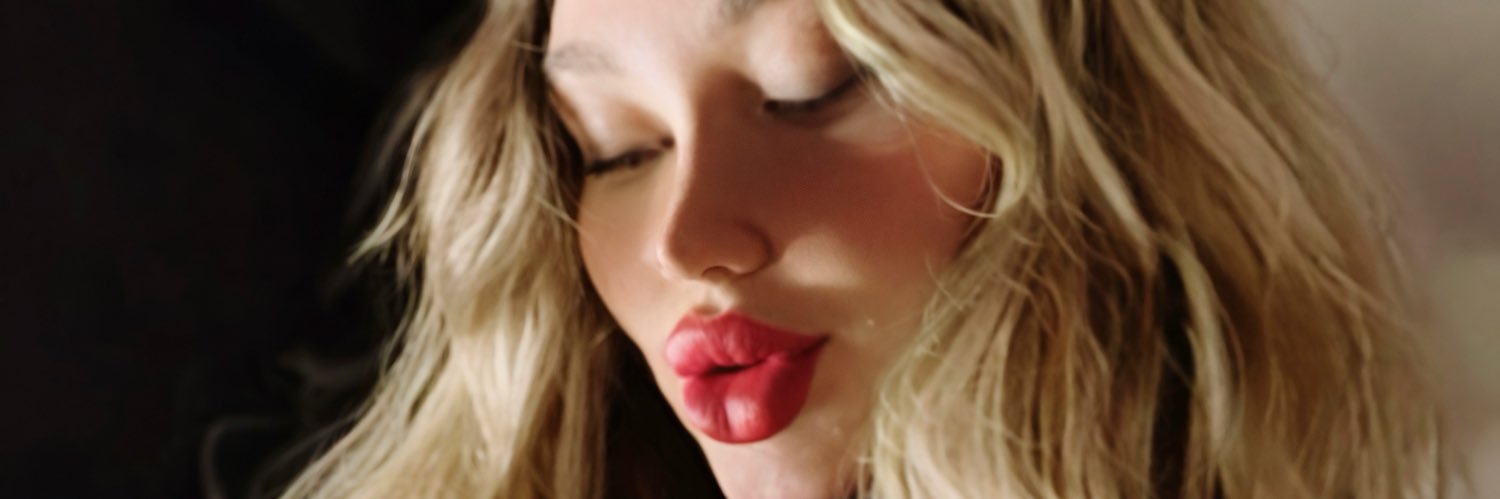 Kylie banner