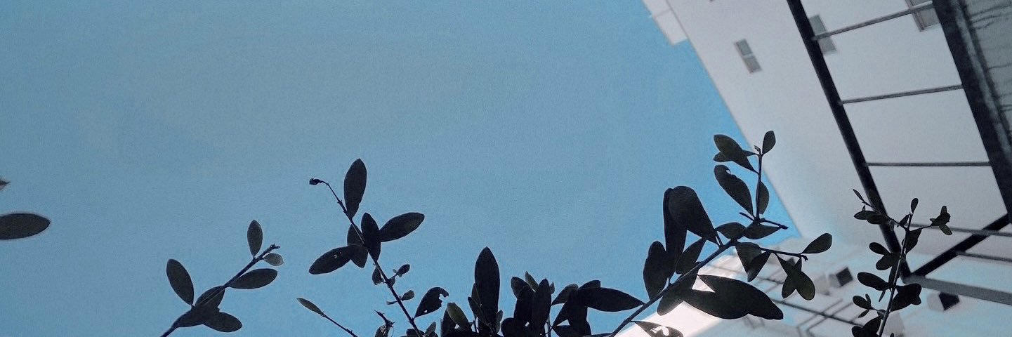 うんの's banner