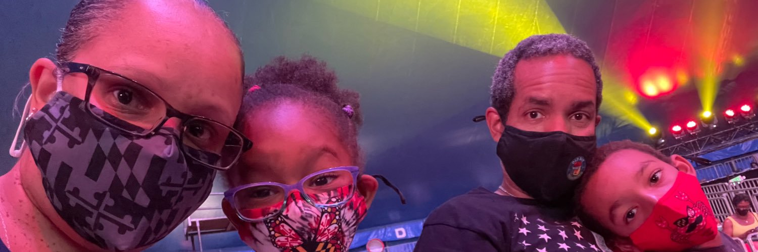 Ana Davis banner